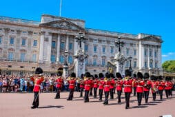 visiter buckingham palace